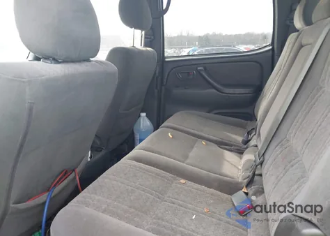 2006 Toyota Tundra Sr5 V8 z USA, uszkodzony, nr VIN 5TBET34146S545604